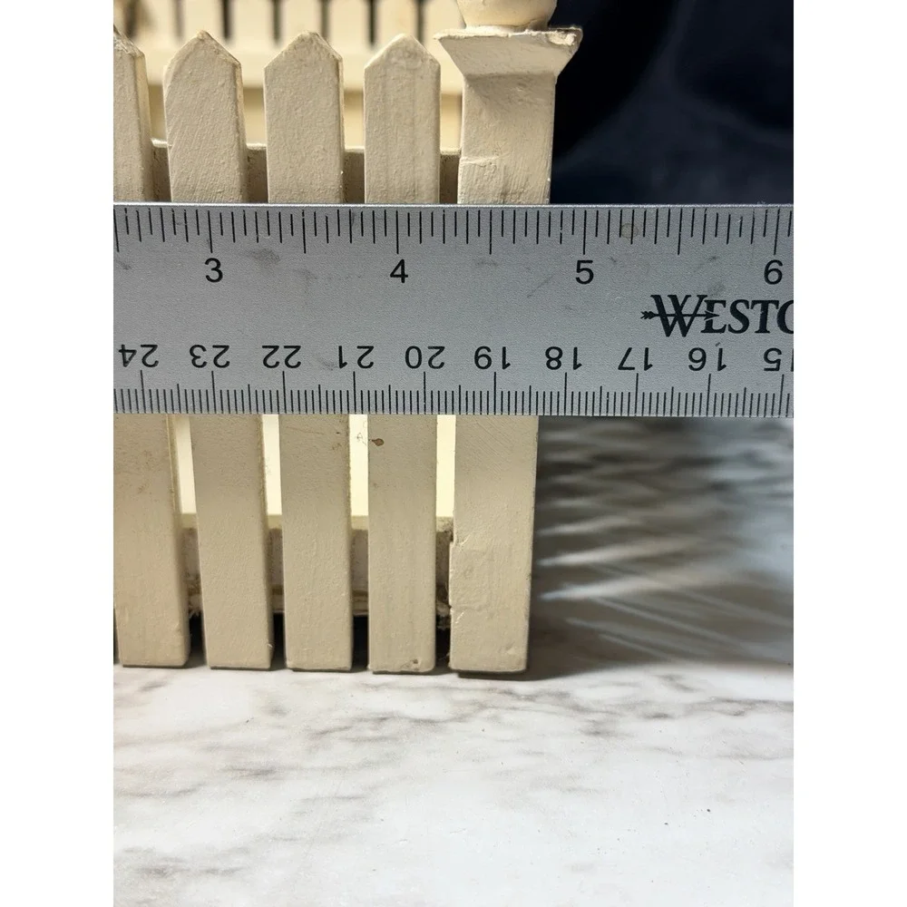 WOODEN WELOME BOX FOR PLANTS/PLANTER OR ANYTHING 8